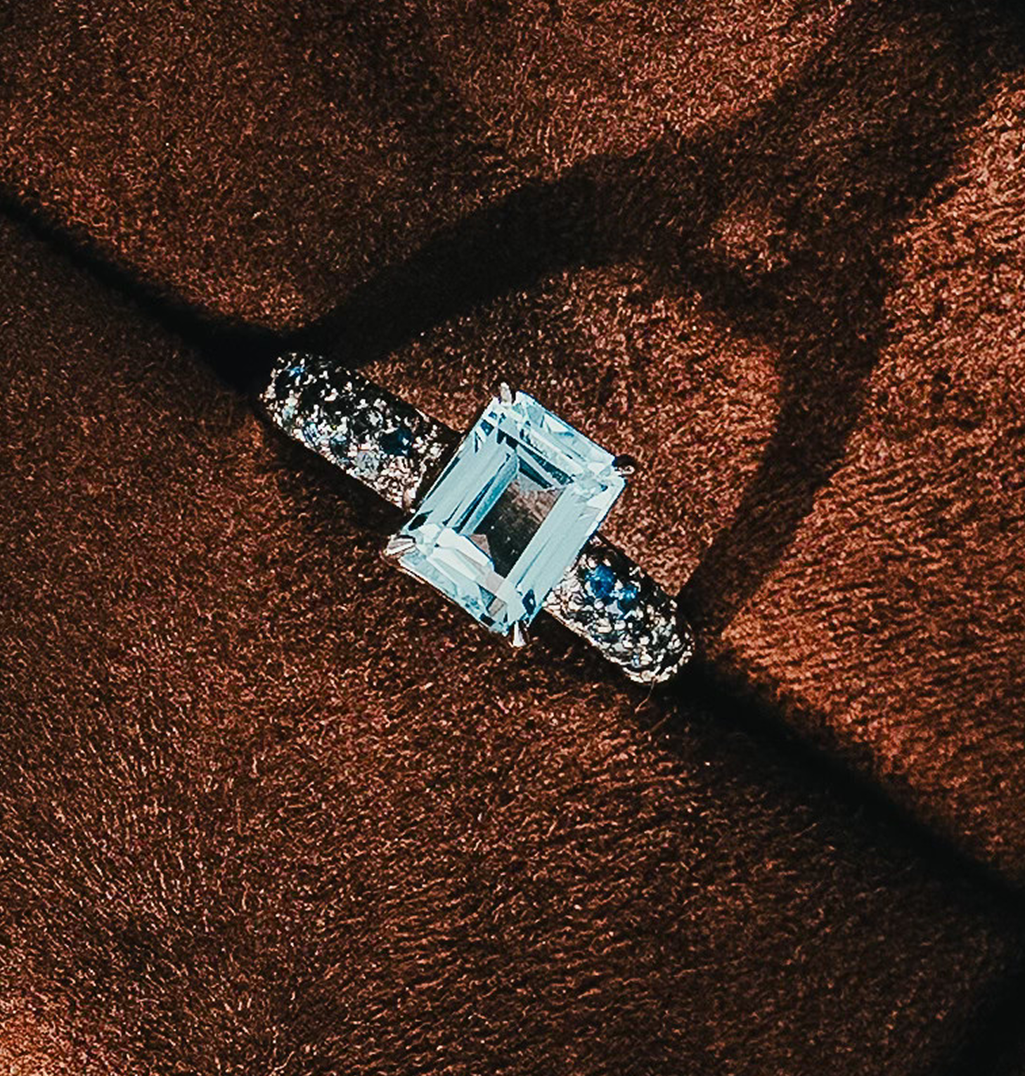 Trace Sapphire One Ring