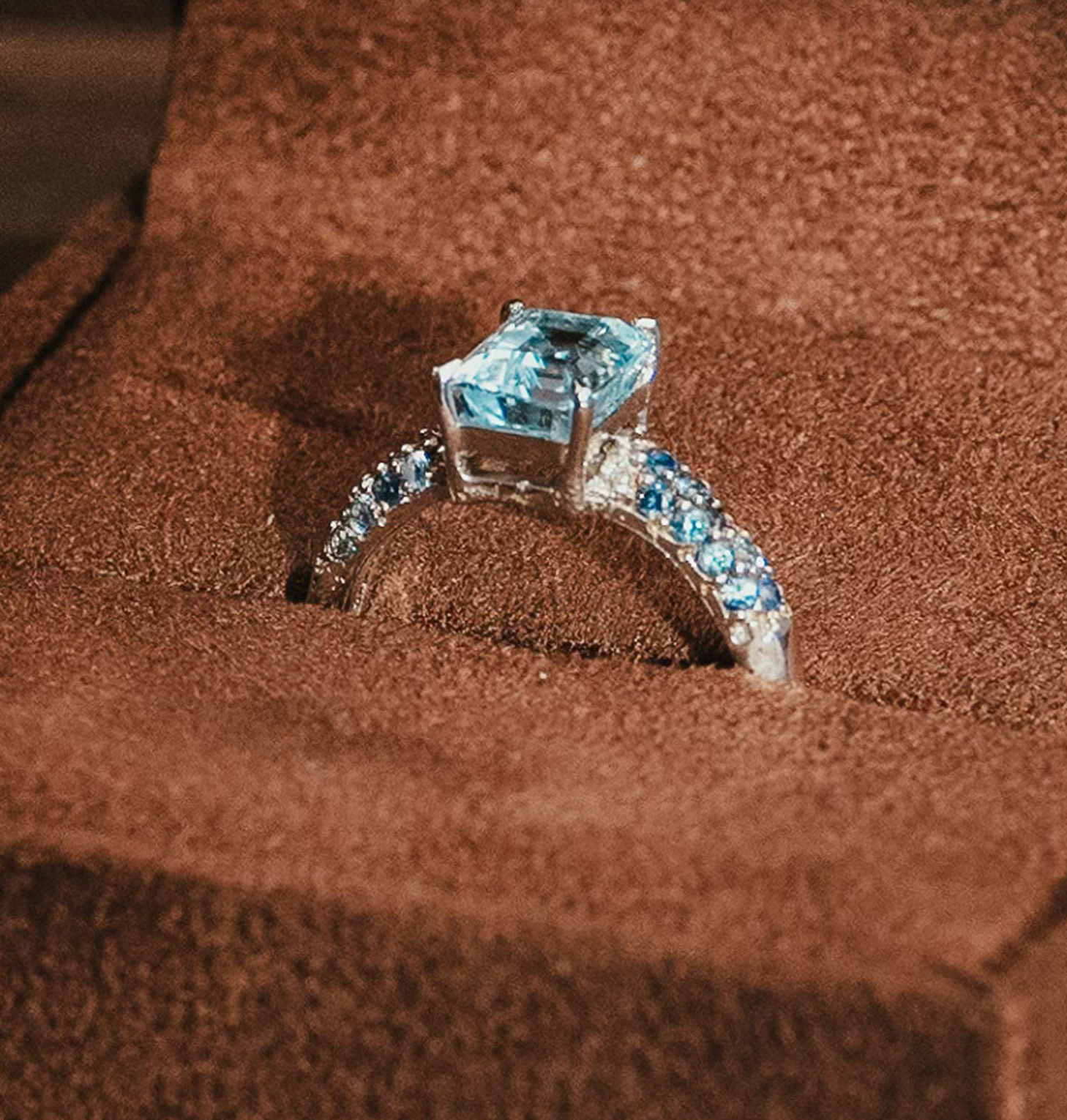 Trace Sapphire One Ring