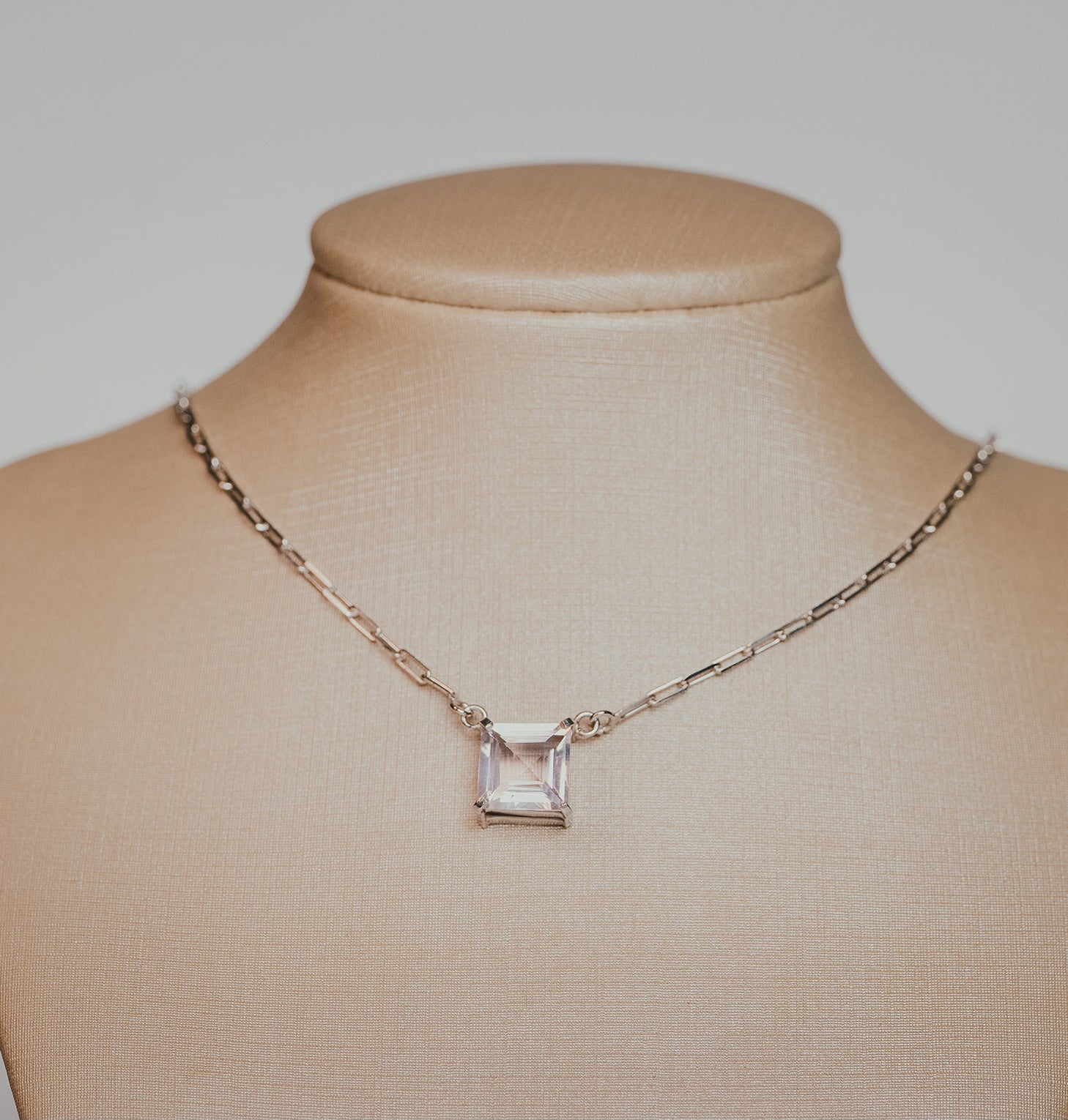 Essenza Rose Quartz Choker